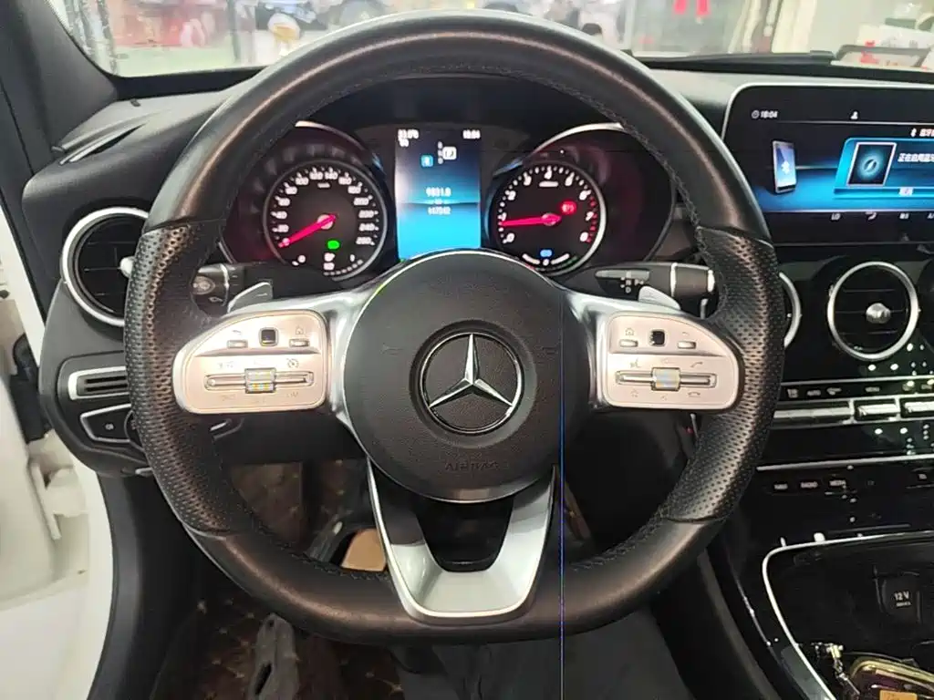 Mercedes-Benz C-Class — миниатюра 11