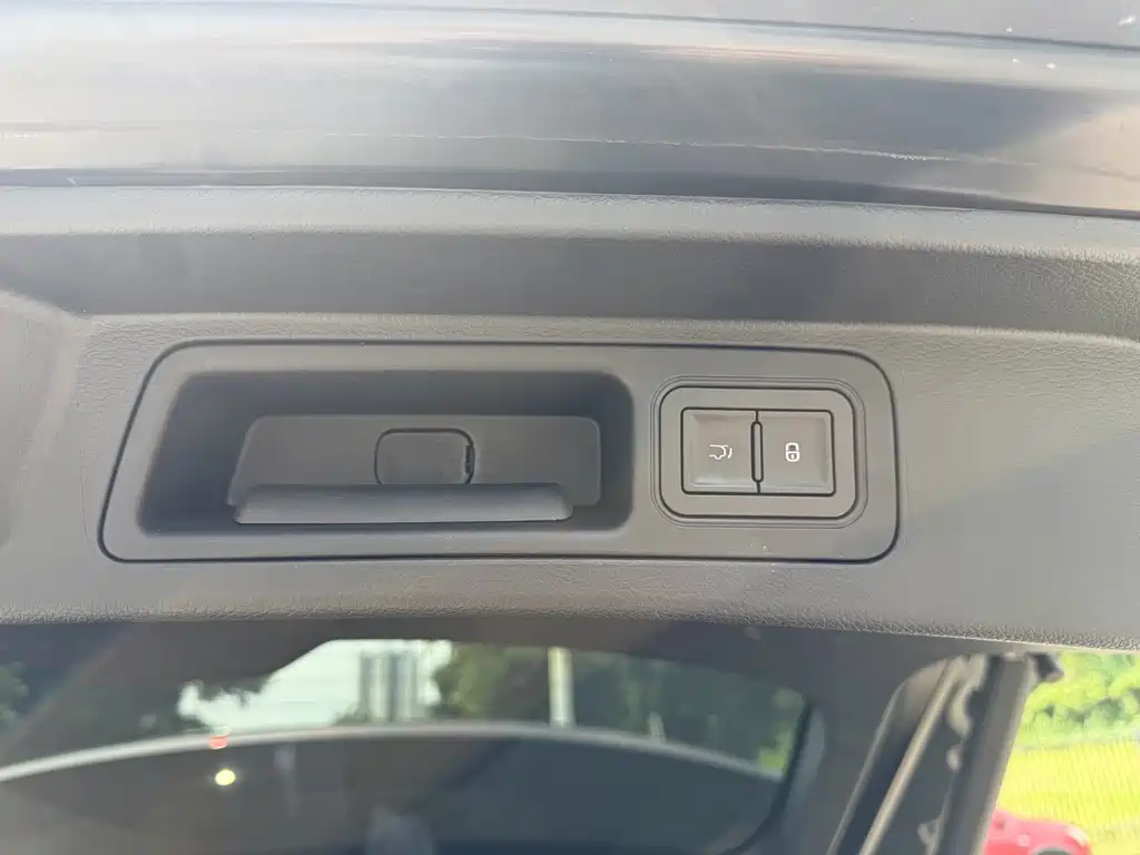 BYD PLUS New Energy — миниатюра 14