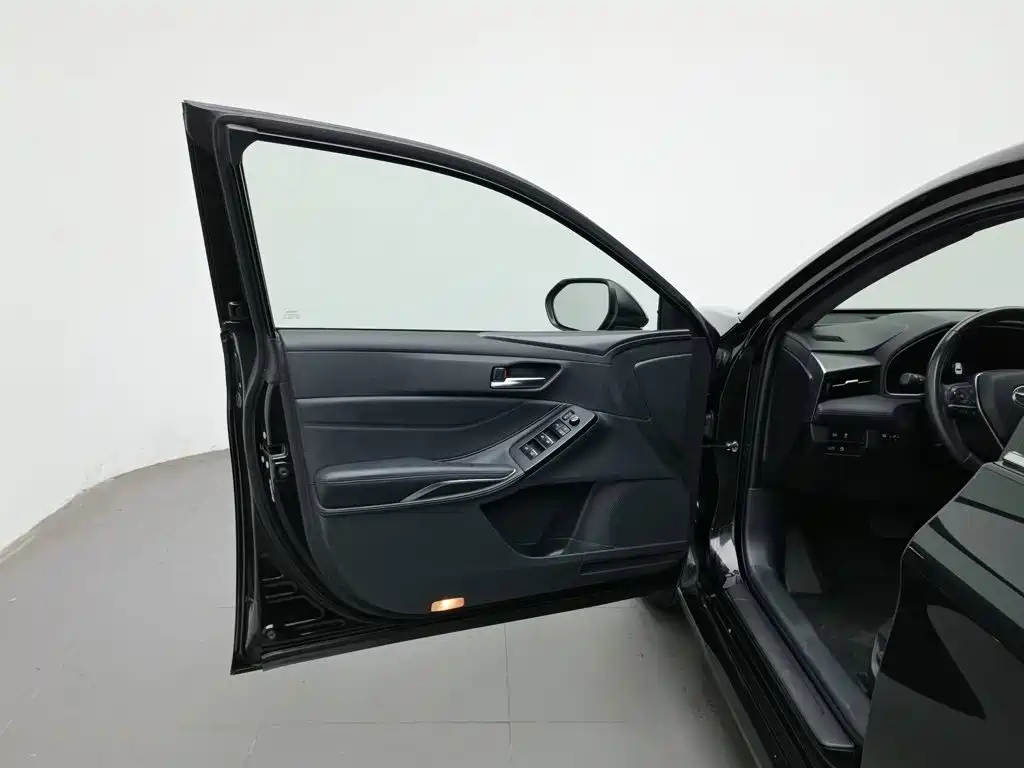 Toyota Avalon — миниатюра 8