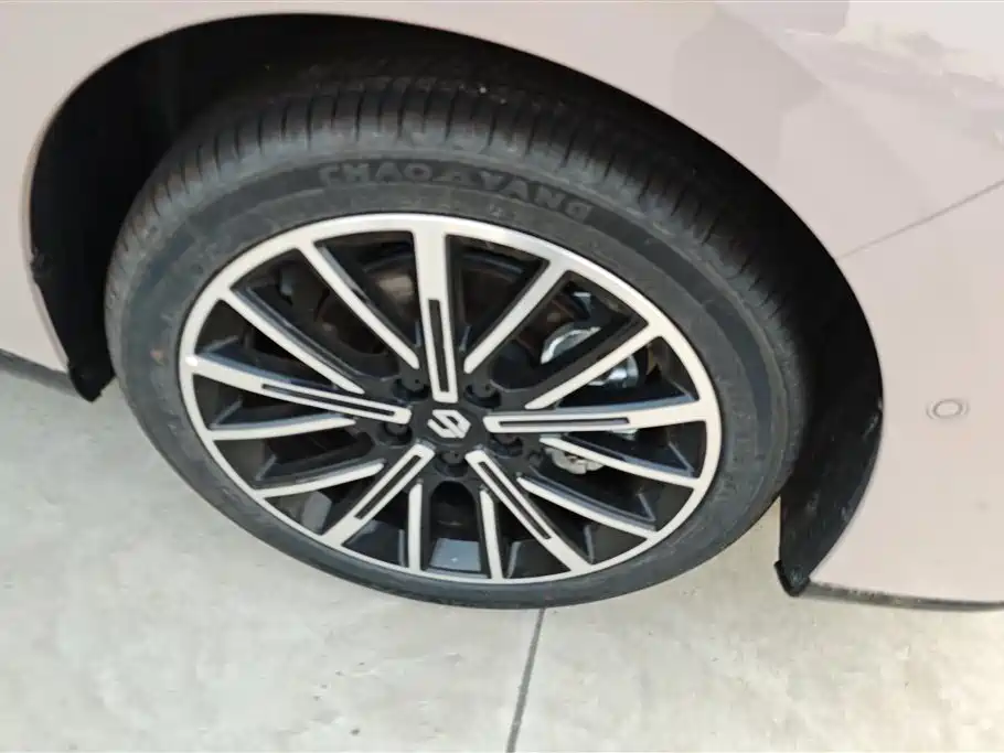 Leapmotor B01 2025 430