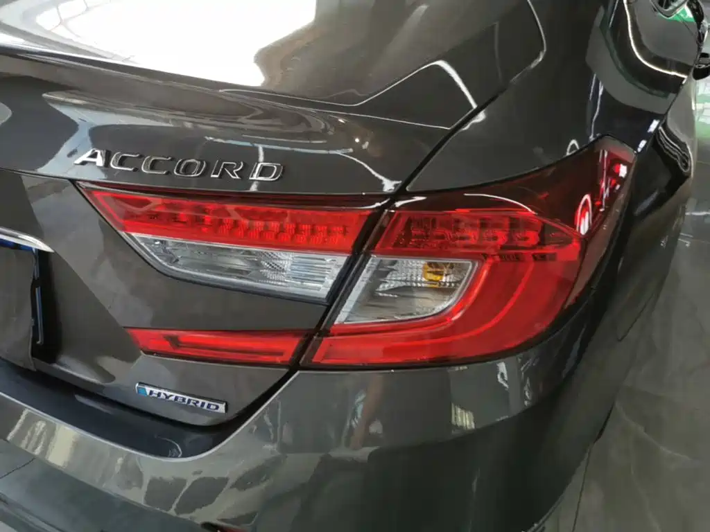 Honda Accord — миниатюра 8