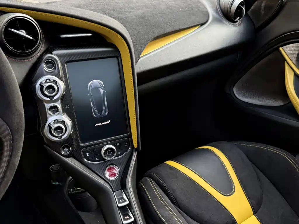 McLaren 720S — миниатюра 6