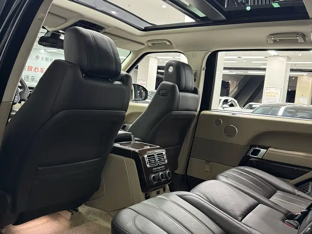 Land Rover Range Rover — миниатюра 14