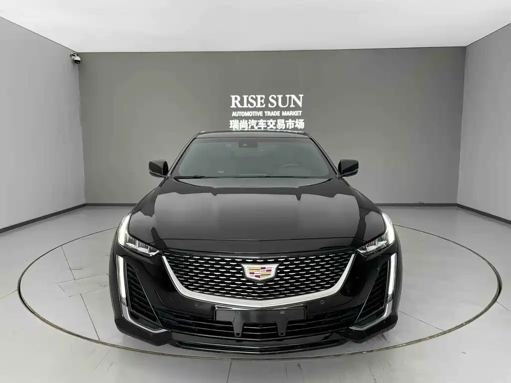 Cadillac CT5 28T Luxury Type, фото 2