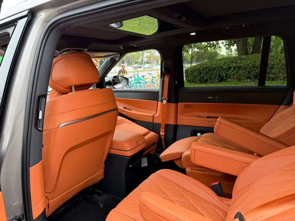 Volkswagen ID.ERA 9X — миниатюра 11