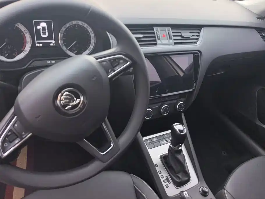 Skoda Octavia — миниатюра 12