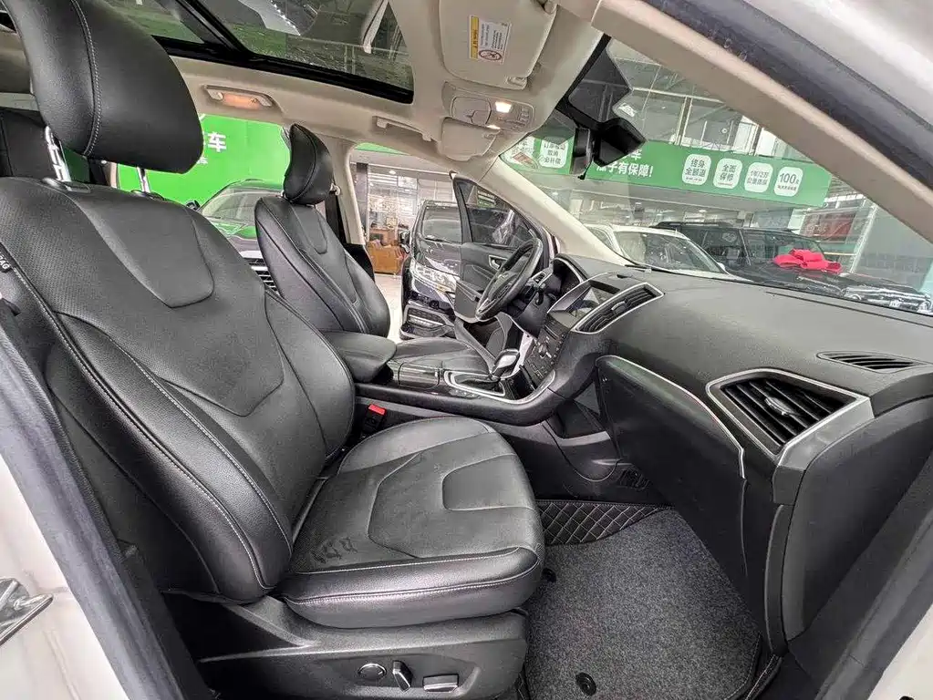 Ford Edge — миниатюра 16