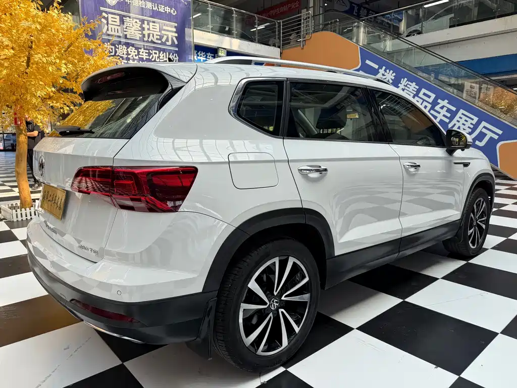 Volkswagen Tharu — миниатюра 6