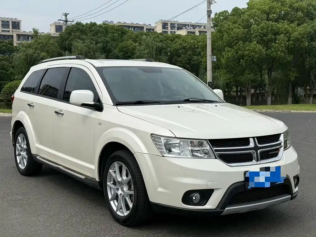 Dodge Journey — миниатюра 3
