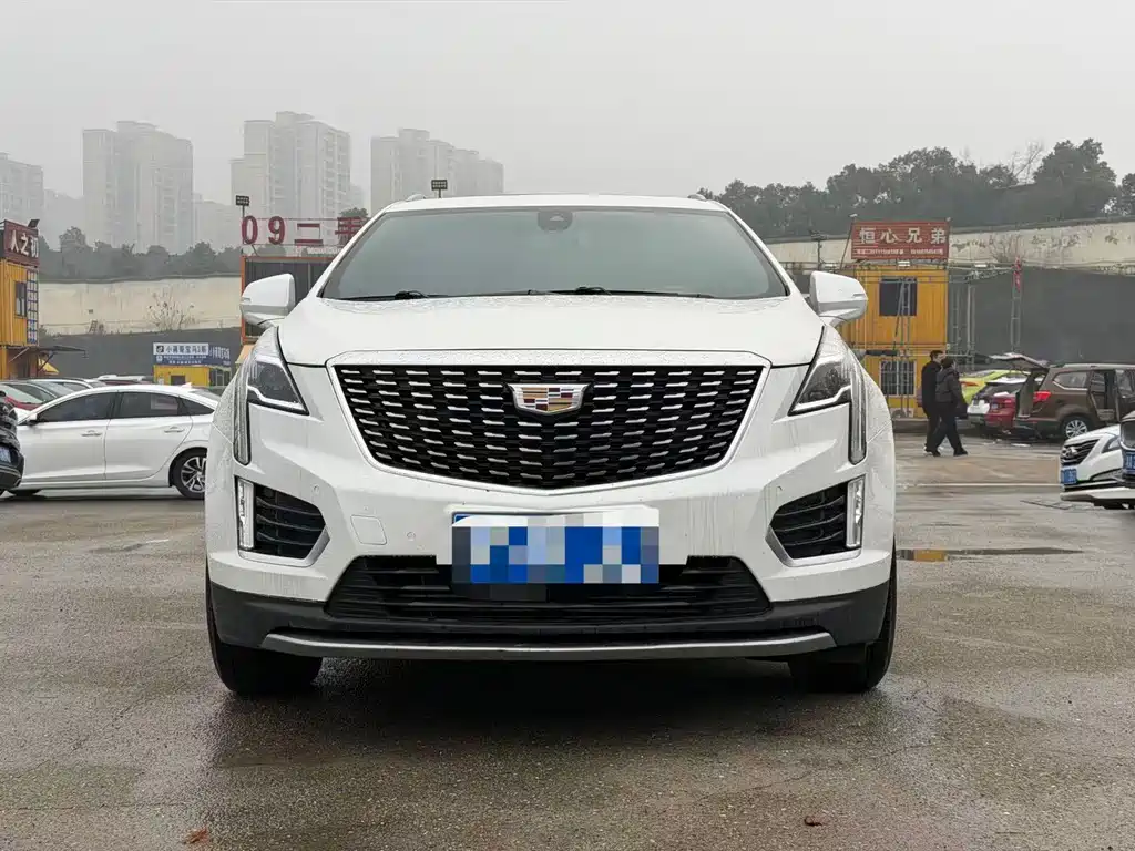 CADILLAC XT5