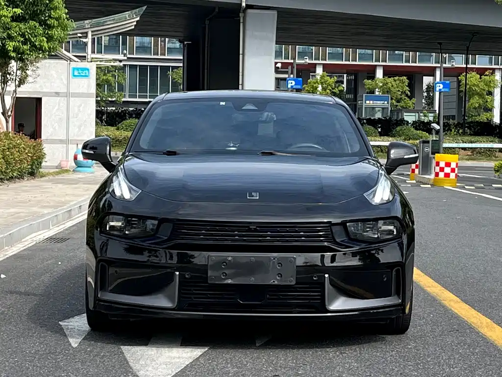 Lynk & Co 03 — миниатюра 2
