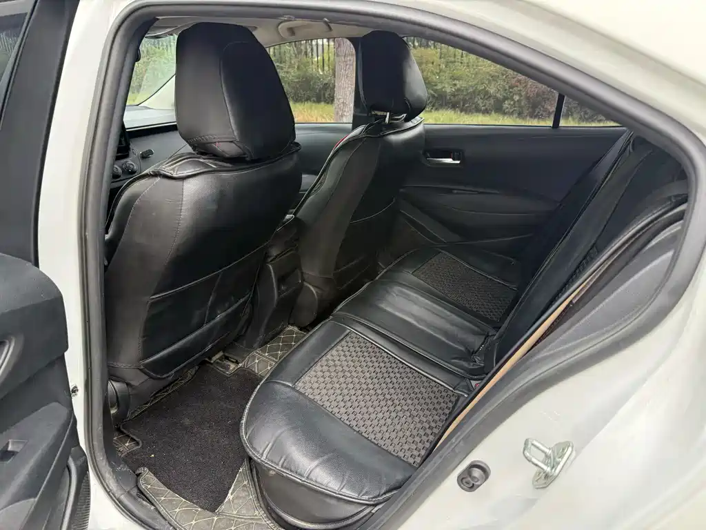 Toyota Corolla — миниатюра 5