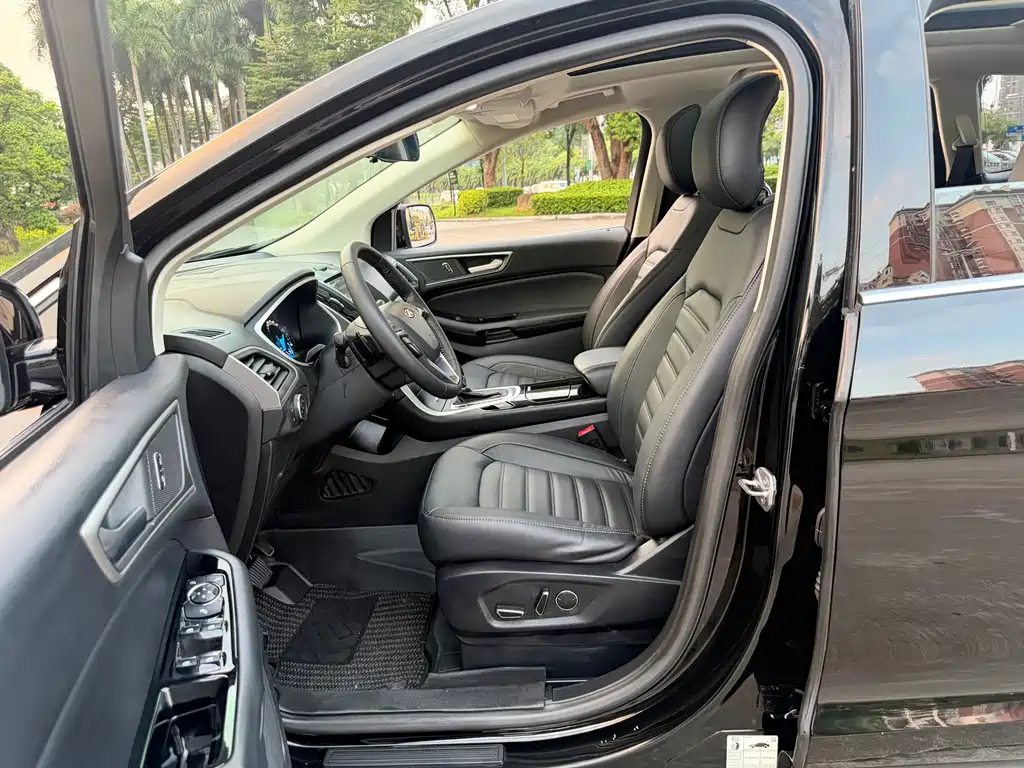 Ford Edge — миниатюра 15