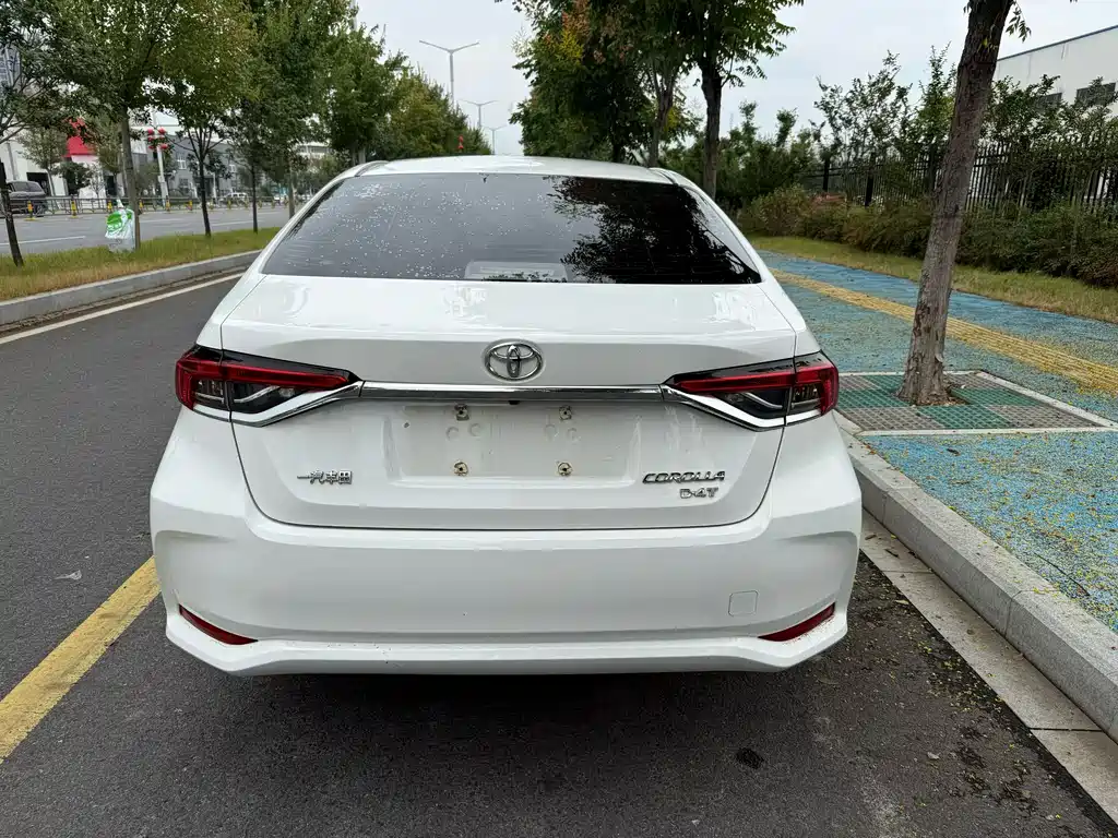 Toyota Corolla — миниатюра 3