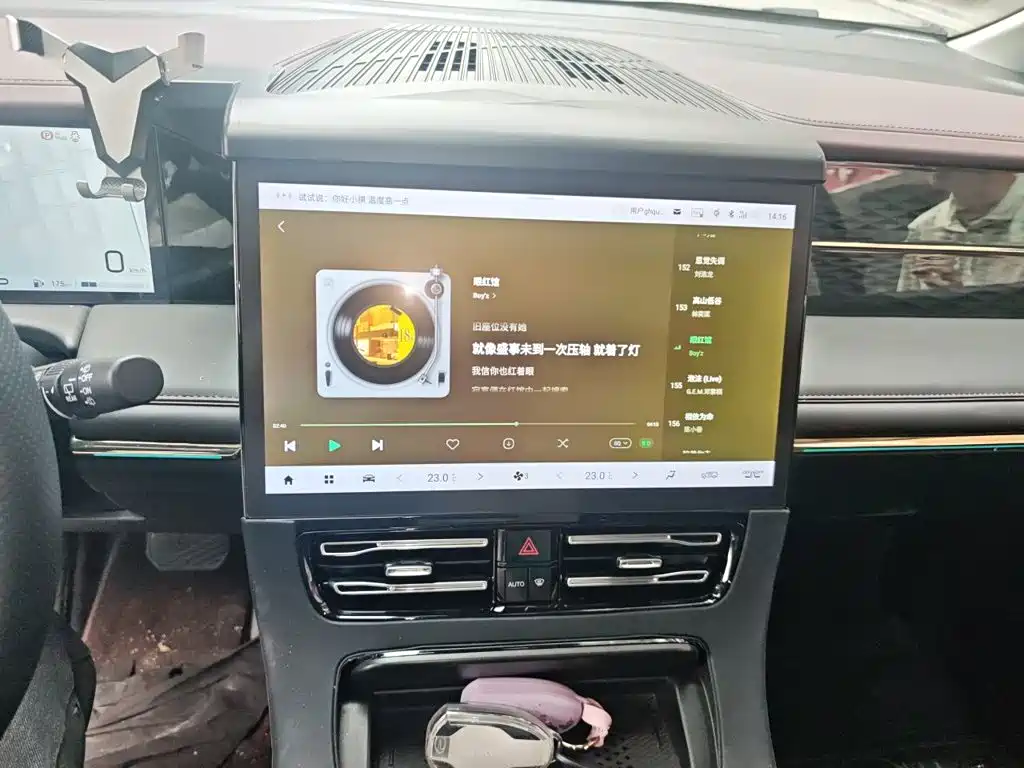 GAC Motor Trumpchi M8 — миниатюра 9