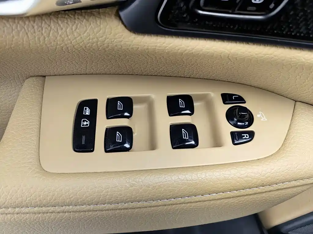 Volvo V90 — миниатюра 9