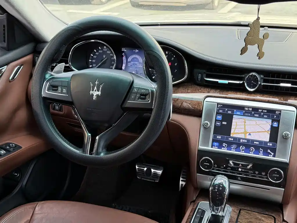 Maserati Quattroporte — миниатюра 13