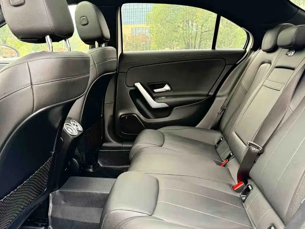 MERCEDES-BENZ A CLASS