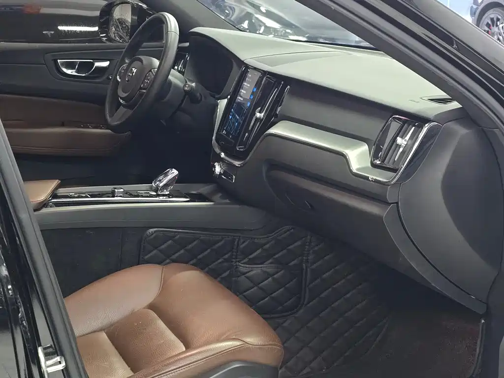 Volvo XC60 — фотографии объявления, Фото 11