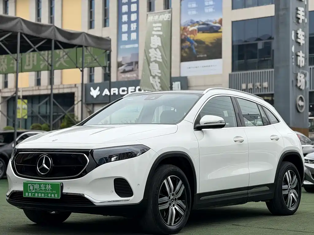 Mercedes-Benz EQA 2023
