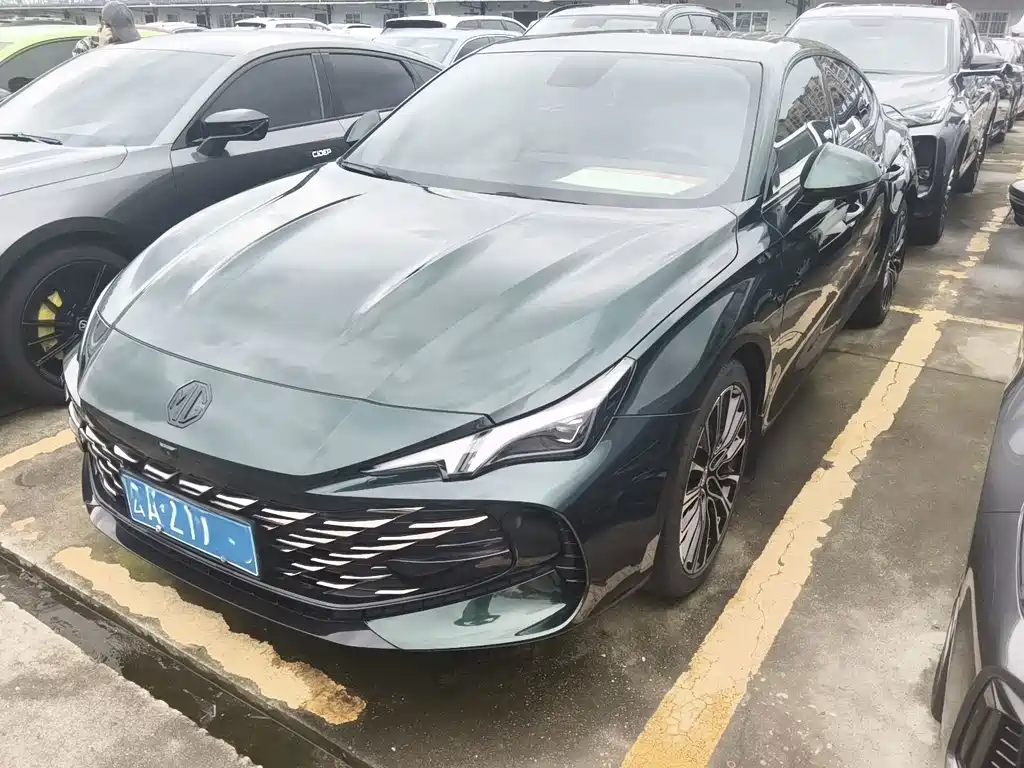 MG MG7