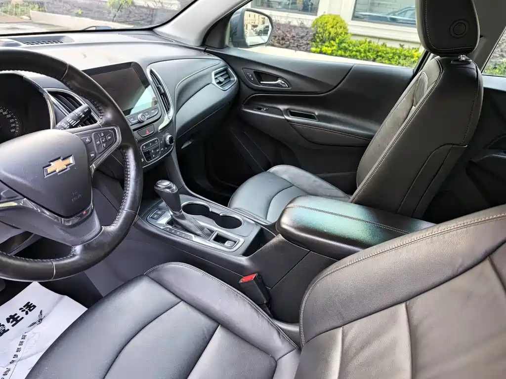 Chevrolet Equinox — миниатюра 22