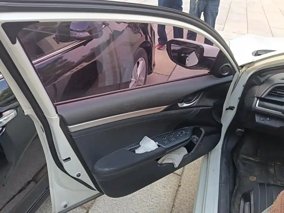 Honda Civic — миниатюра 5