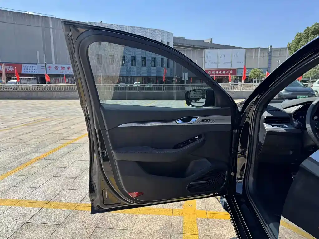 Geely Xingrui — миниатюра 10