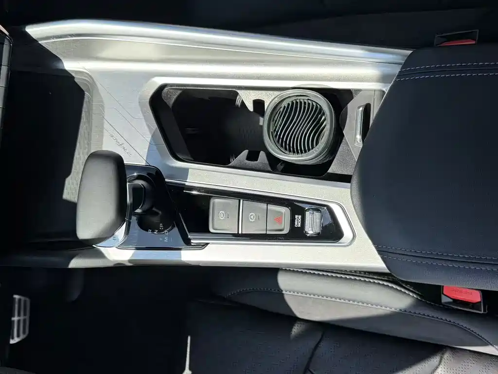 Geely Xingrui — миниатюра 31