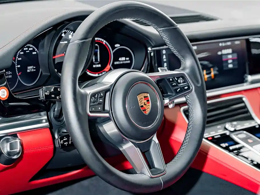 Porsche Panamera — миниатюра 9