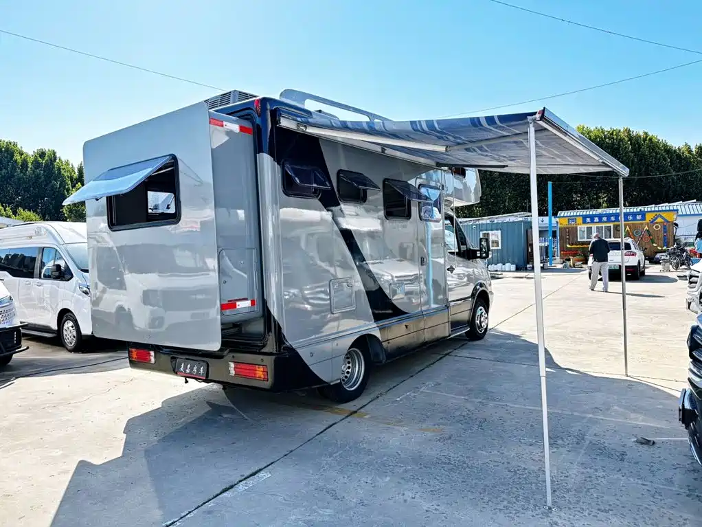 Mercedes-Benz Sprinter — миниатюра 2