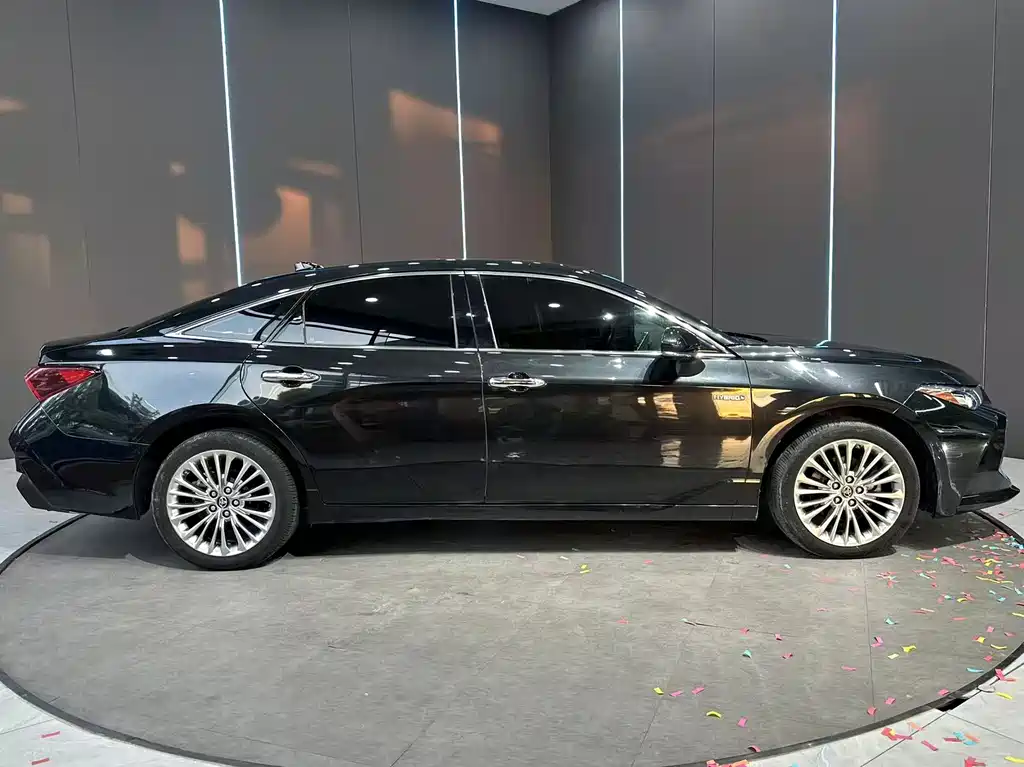 Toyota Avalon 2019 2.5L XLE Luxury VI