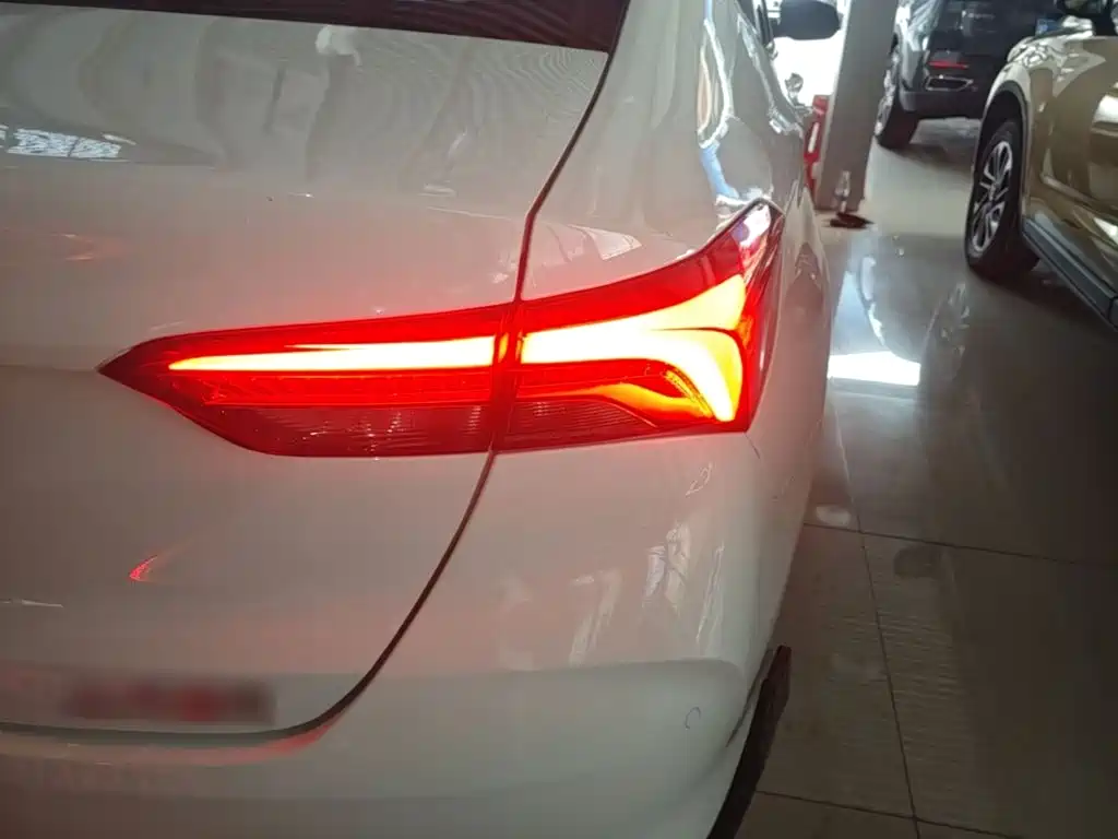 Buick Verano — миниатюра 8