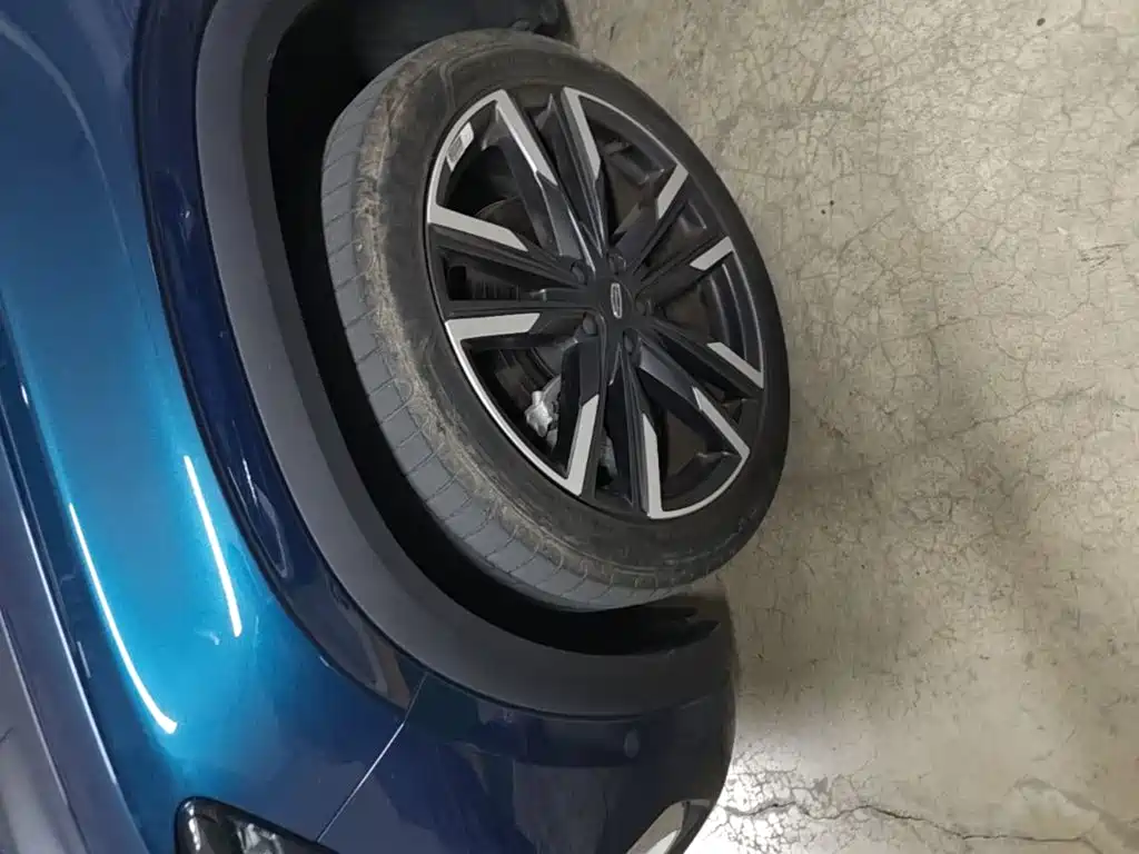 Geely Xingyue L — миниатюра 23