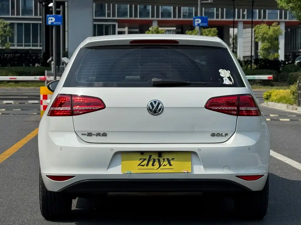 Volkswagen Golf — миниатюра 6