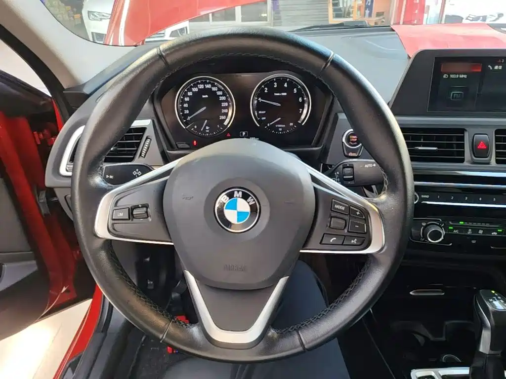 BMW 1 Series — миниатюра 11