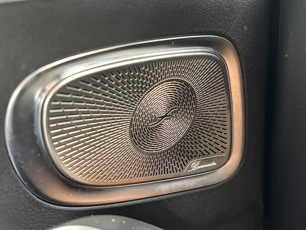 Mercedes-Benz C-Class — миниатюра 14