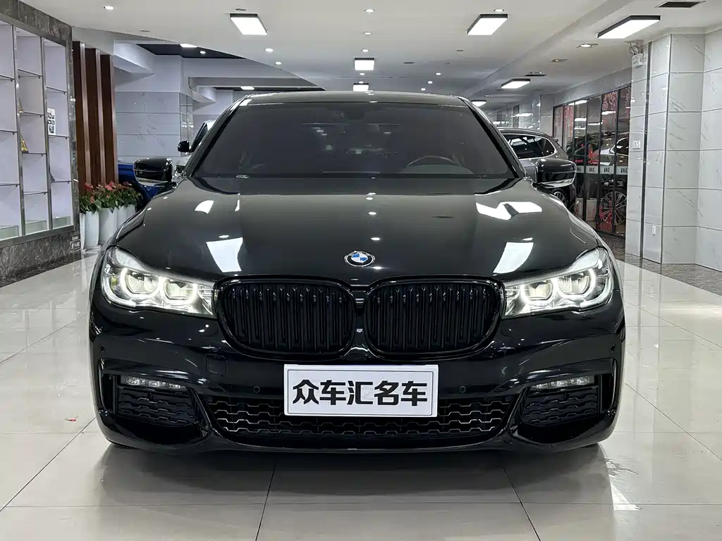 BMW 7 SERIES