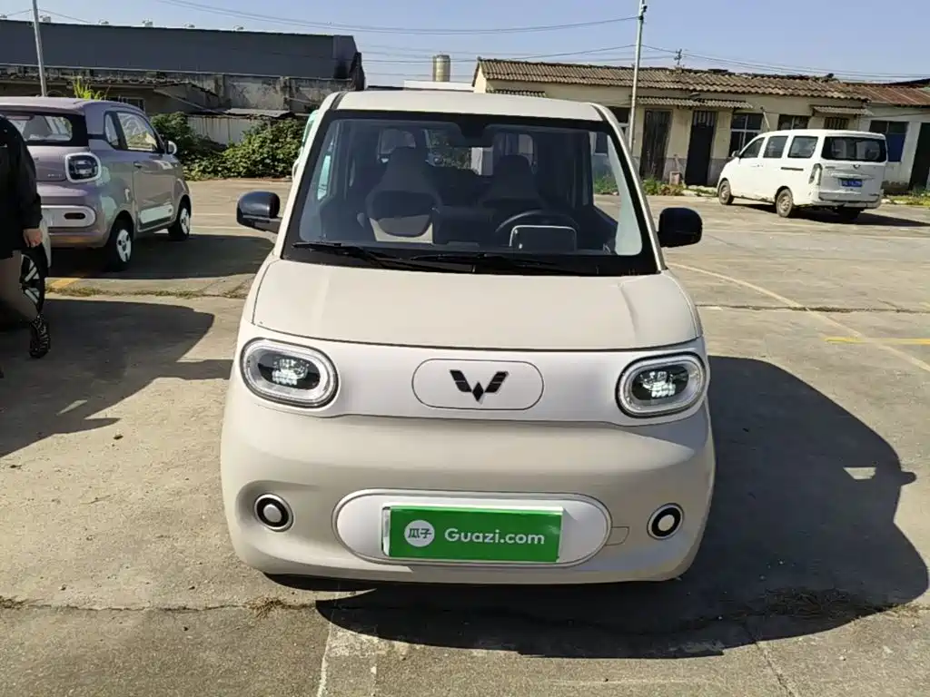 Wuling MINIEV — миниатюра 3