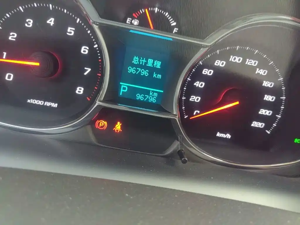 Chevrolet Captiva — миниатюра 13