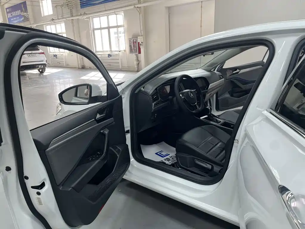 Volkswagen Sagitar — миниатюра 10