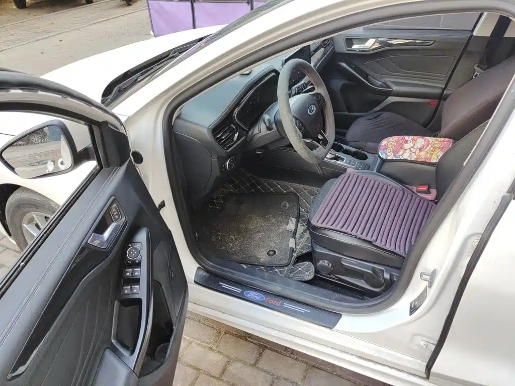 Ford Focus — миниатюра 17