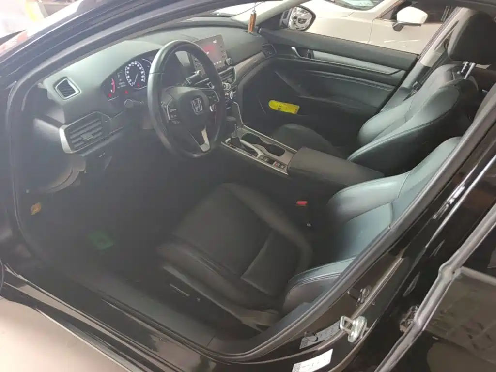 Honda Accord — миниатюра 15