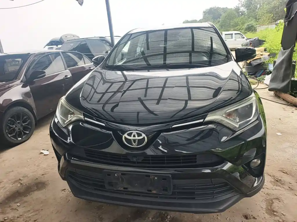 Toyota RAV4 — миниатюра 3