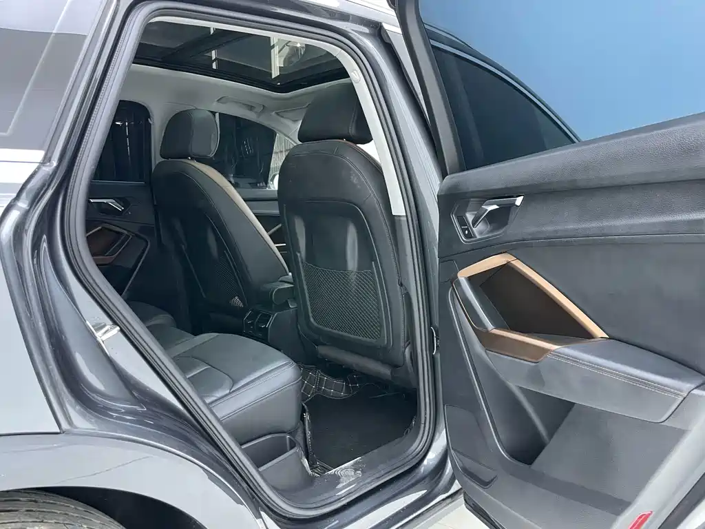 Audi Q3 — миниатюра 27