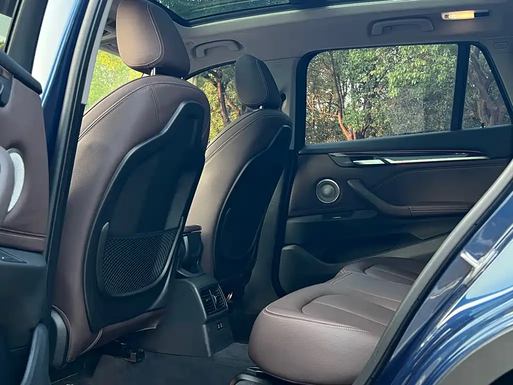 BMW X1 — миниатюра 12