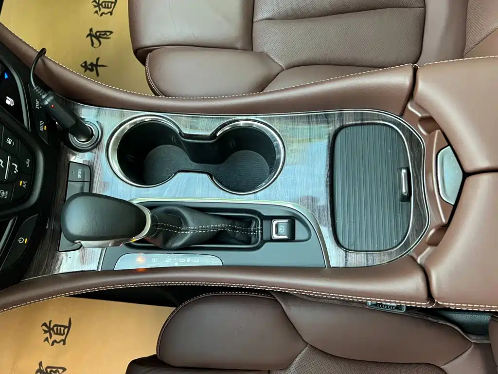 Buick Envision Plus — миниатюра 12