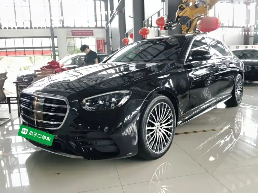 Mercedes-Benz E-Class — миниатюра 2