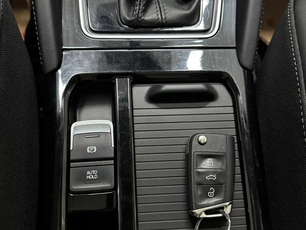 Jetta VS7 — миниатюра 14