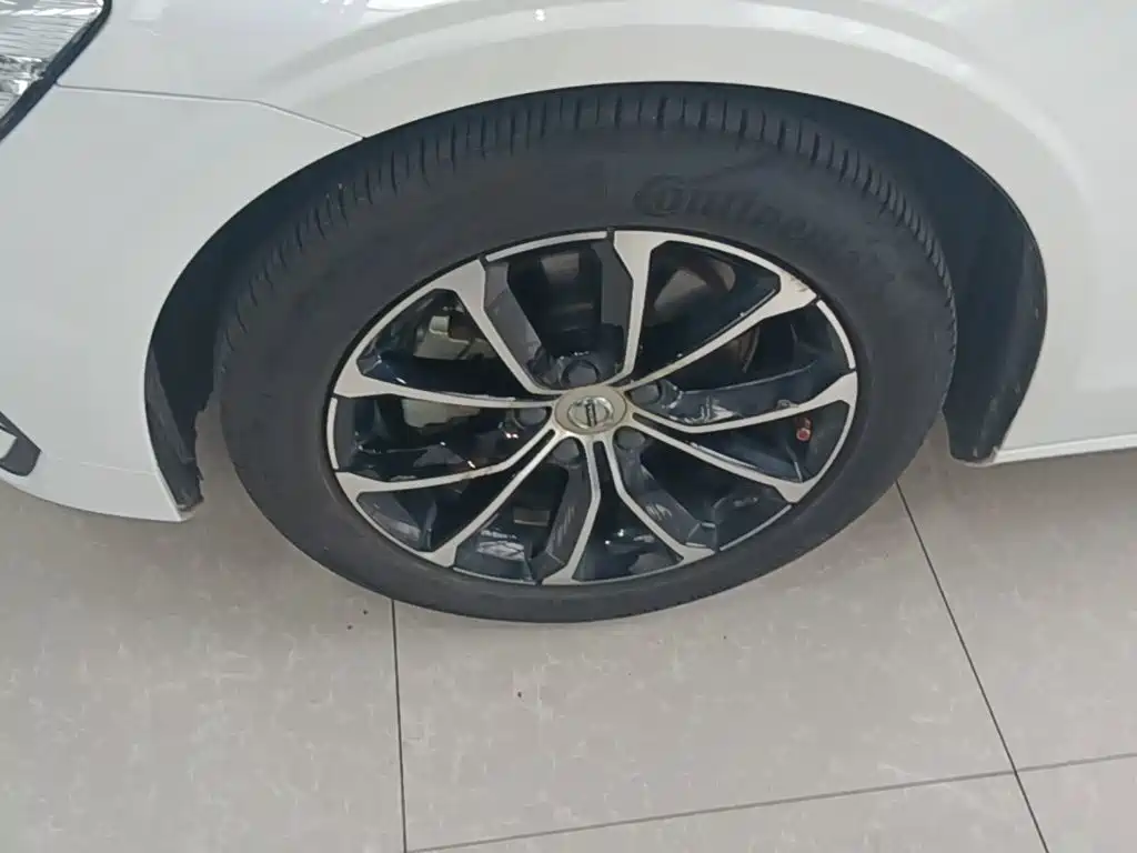 Volvo S60 — миниатюра 23